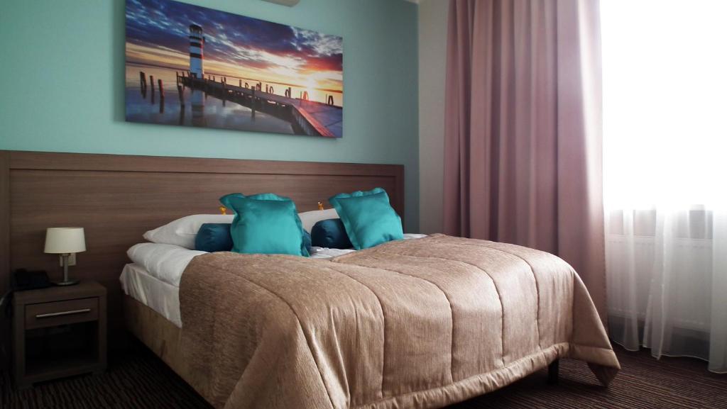 Hotel Gromada Arka Lux Кошалін Номер фото